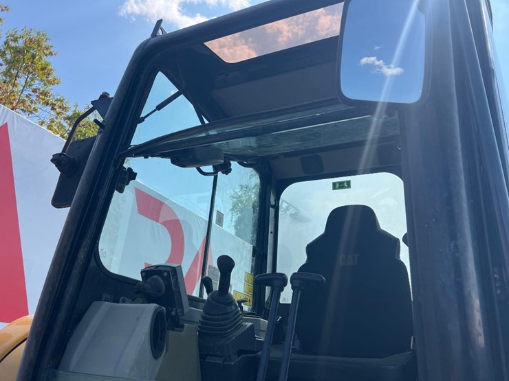 2014-caterpillar-303.5e-cr-image-26