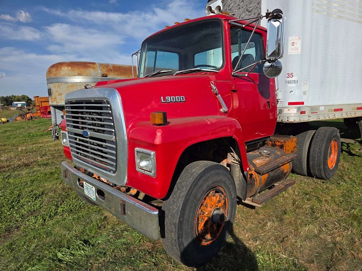 ford-l9000-image-18