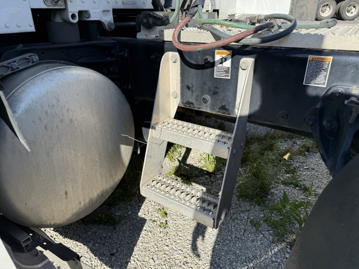 2020-peterbilt-579-image-62