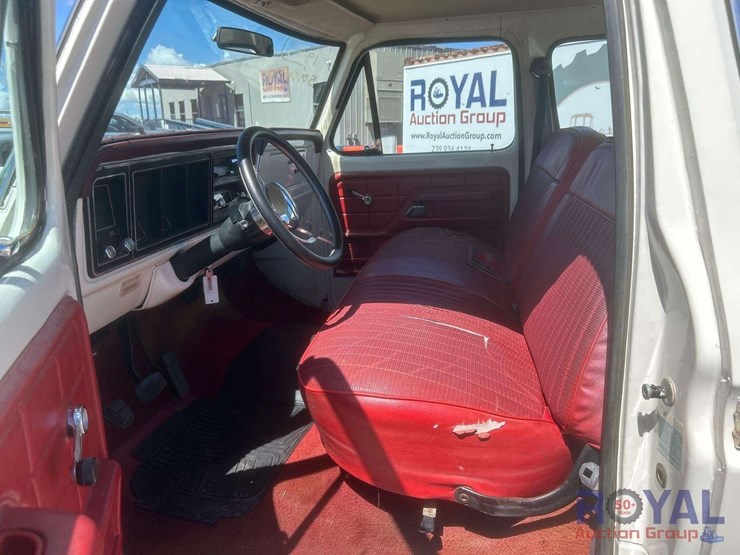 1977-ford-f100-image-18