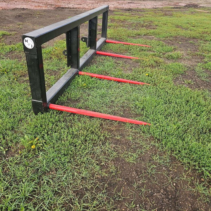 M&J Oldenburg MFG Euro/Global Double Bale Spear