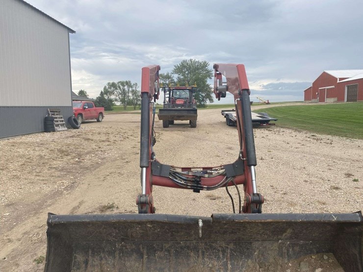 case-ih-l755-image-2