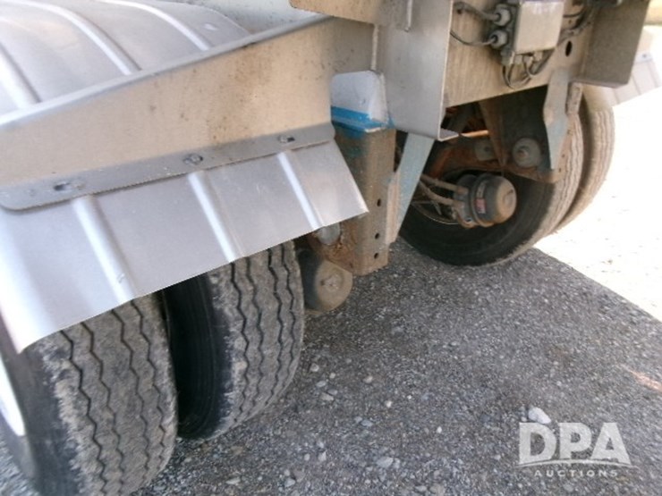2015-sts-tanker-trailer-(dr12210)-image-14