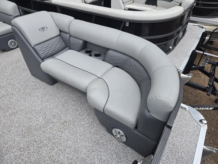 #1228-•-montego-bay-8522-pontoon-boat-w/-trailer-image-23