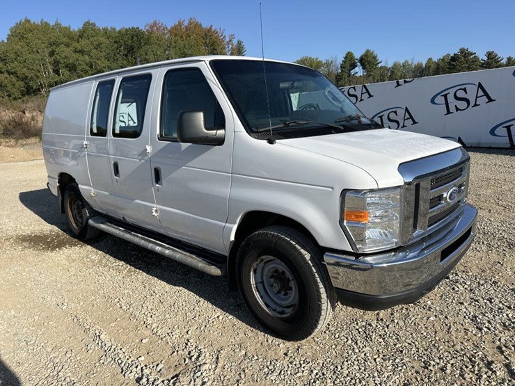 2014-ford-e250-image-7