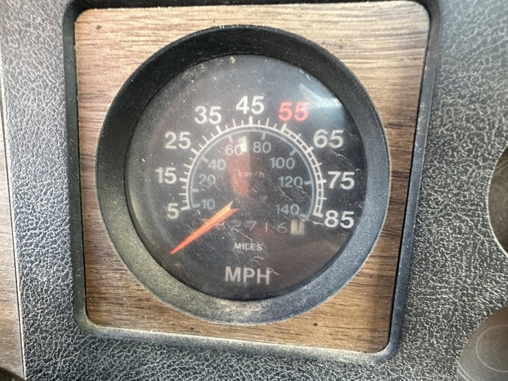 #1414-•-1986-international-1654-straight-truck-image-33