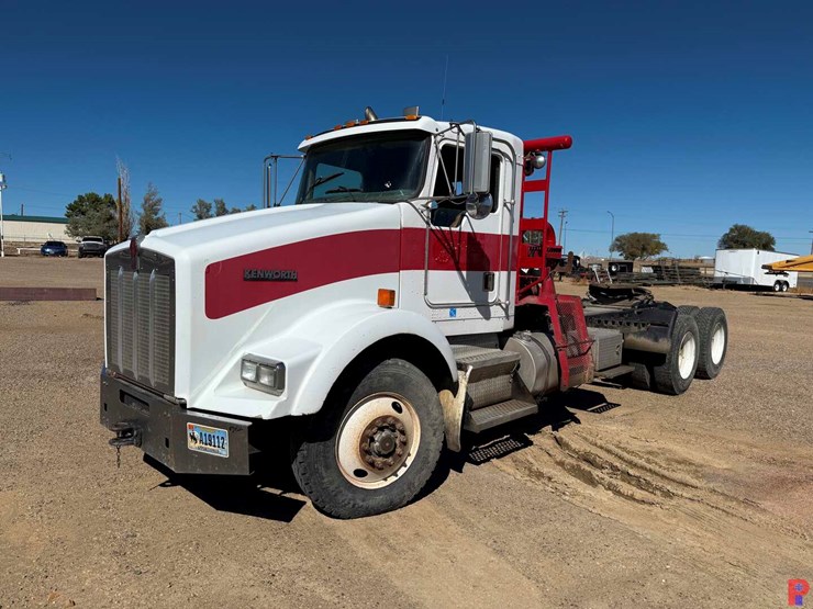 2001-kenworth-t800-image-1