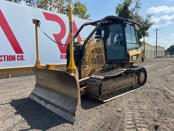 2016-caterpillar-d5k2-xl-image-8