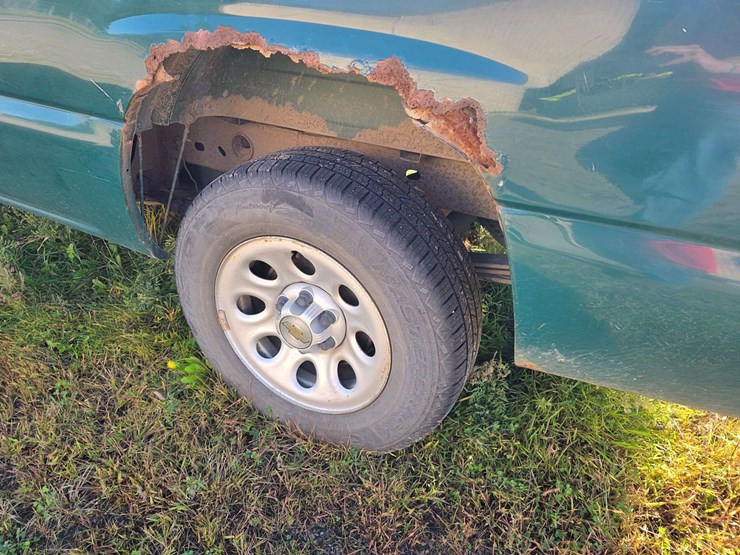 2005-chevrolet-1500-image-12