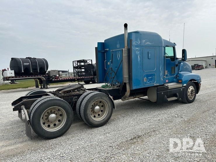 1999-kenworth-t600-image-7