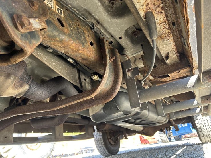 2014-ford-e250-image-24