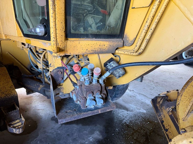 1994-deere-770bh-image-12