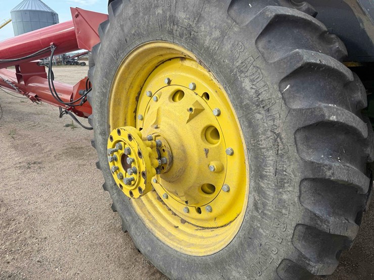 2020-john-deere-6175r-image-13