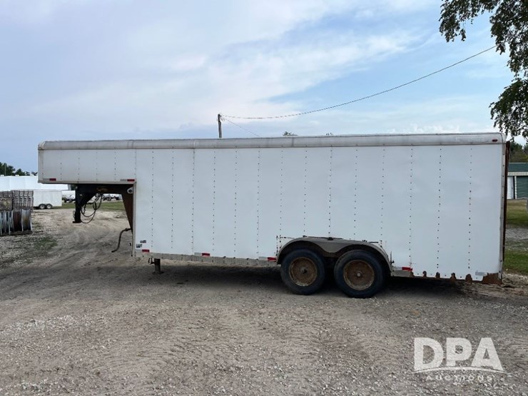 2006-doolittle-gooseneck-enclosed-trailer-(jn3074)-image-13
