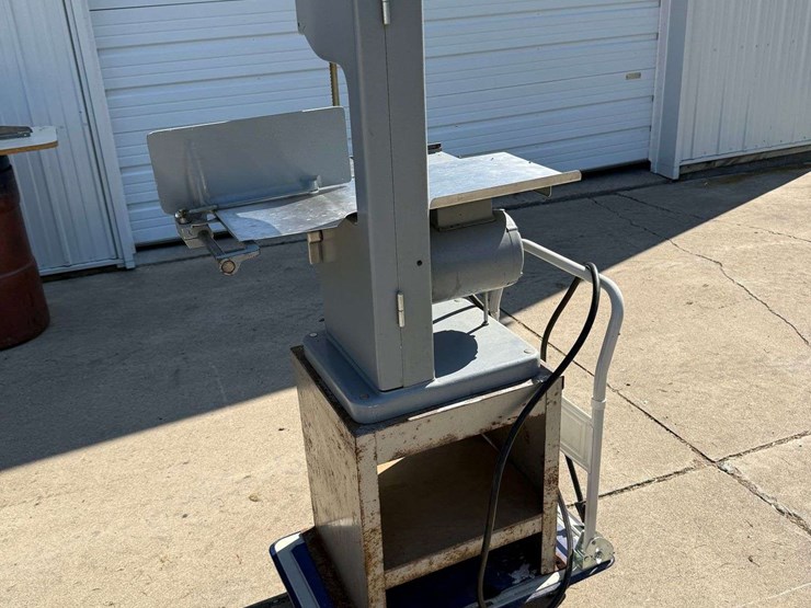 globe-meat-band-saw-for-meat-cutting,-stimpson-model-79.-this-item-is-located-in-south-dakota,-there-image-7
