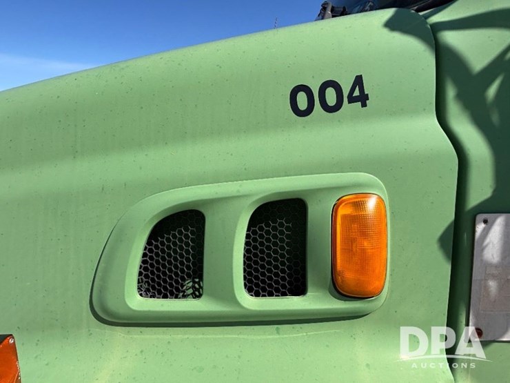 2004-sterling-day-cab-truck-(gp11427,-unit-31350)-image-21