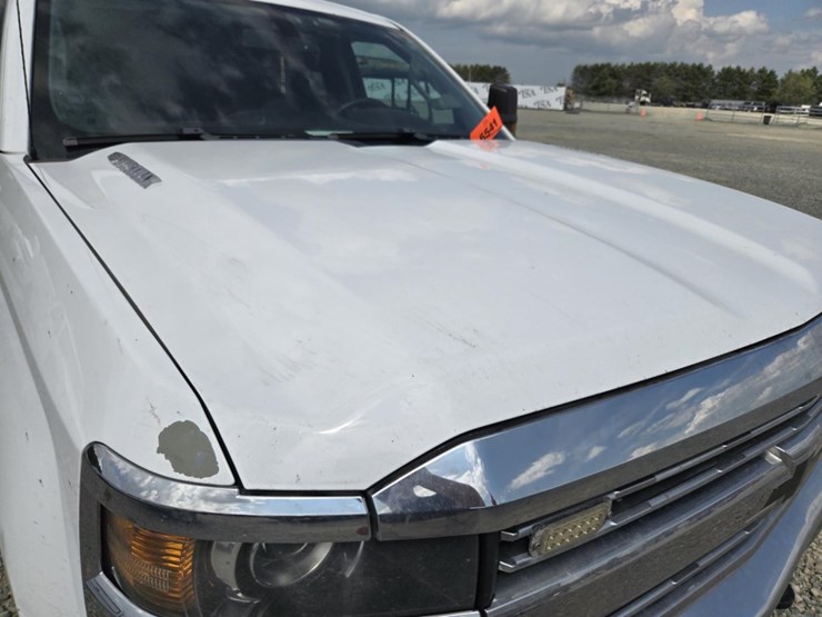 2016-chevrolet-2500hd-image-11