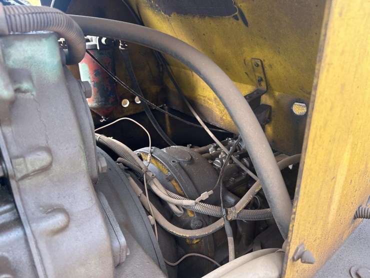 #1800-•-galion-2-stage-crane-truck-image-20