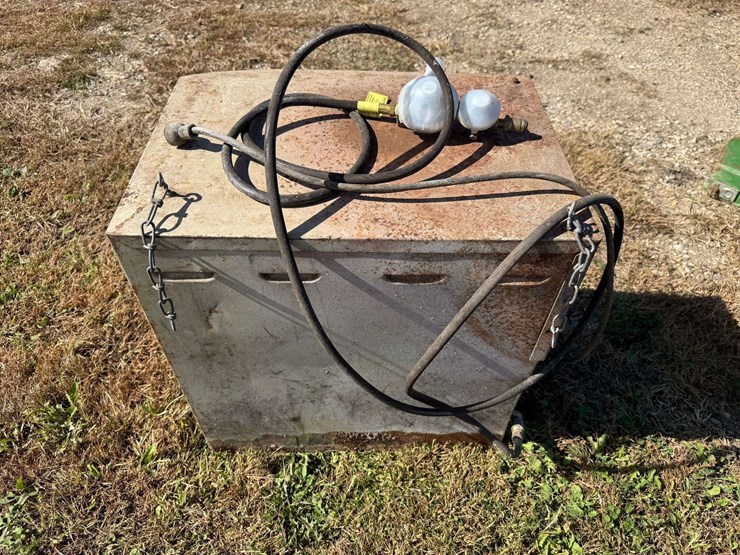 lb-white-heater,-with-regulator,-in-working-condition.-this-item-is-located-in-south-dakota,-therefo-image-2