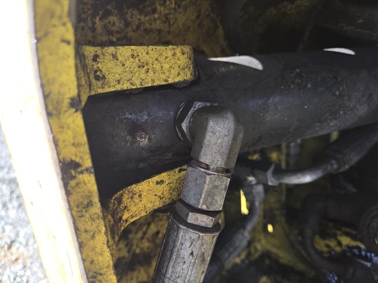 2010-john-deere-2010-image-18