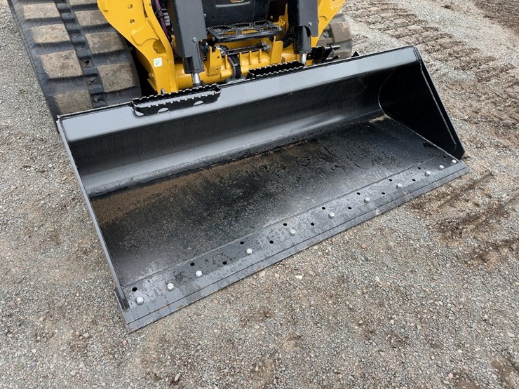 2024-caterpillar-265-track-skid-steer-image-8