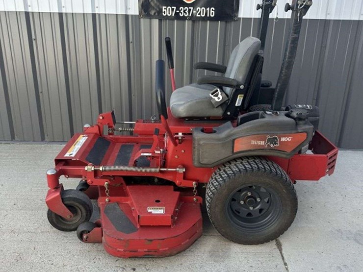 bush-hog-m5225-zero-turn-lawn-mower,-52"-cutting-width,-25hp-briggs-and-stratton-egnine,-208-hours-image-9
