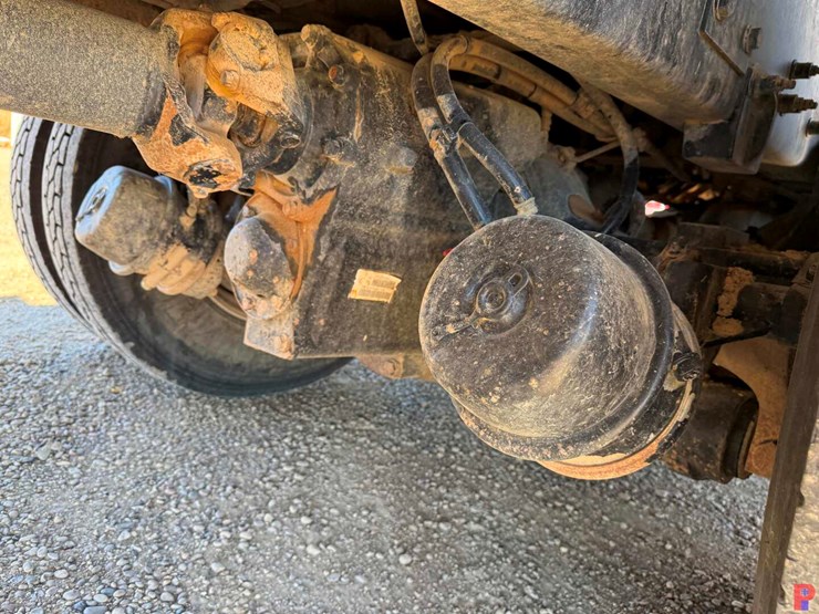 2019-peterbilt-367-image-6