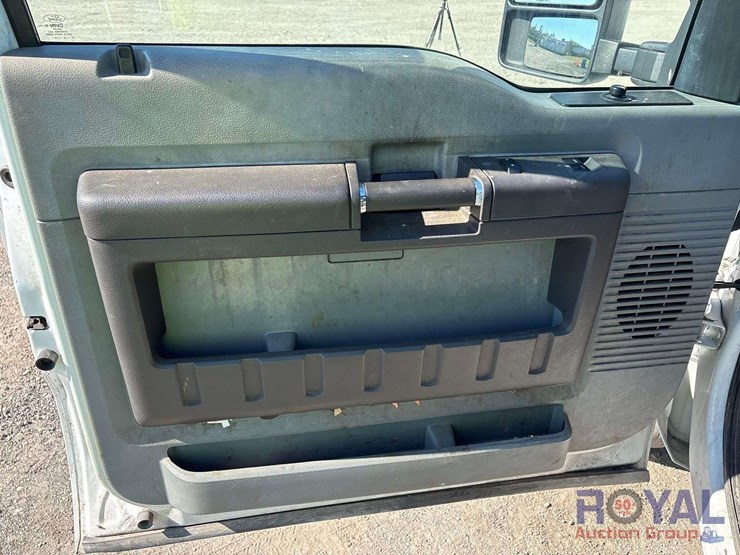 2015-ford-f350-image-12