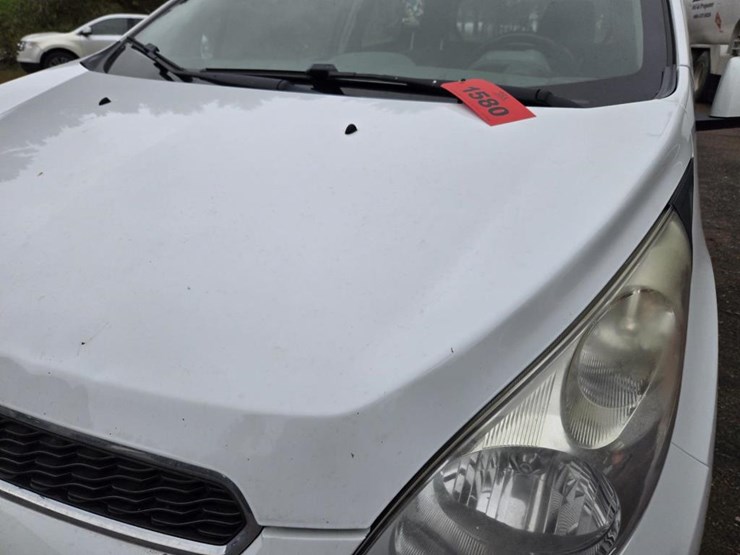 #1580-•-2013-chevrolet-spark-compact-vehicle-image-12