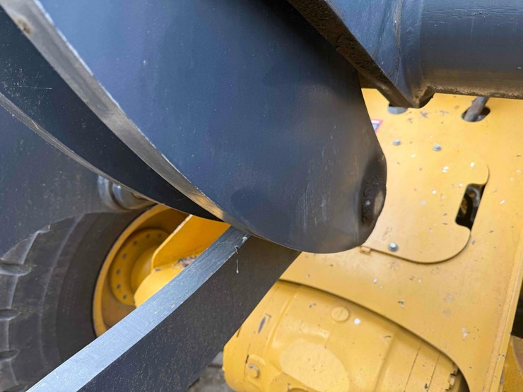 deere-624k-image-27