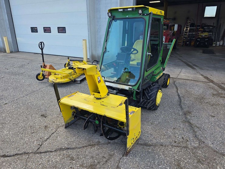 john-deere-f935-image-2