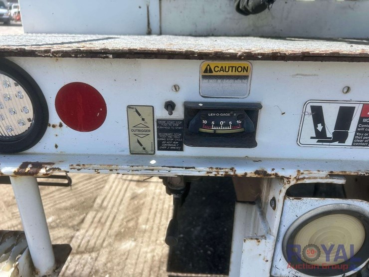 2006-international-durastar-4300-image-35