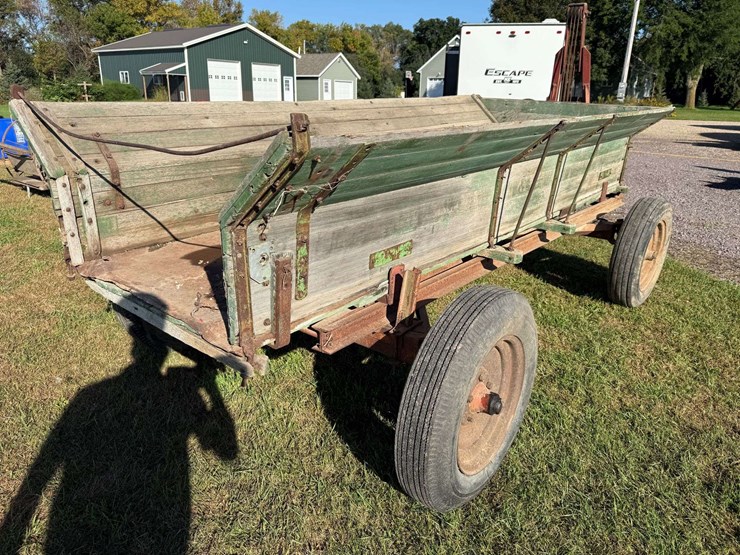 old-wooden-flairbox-trailer-image-7