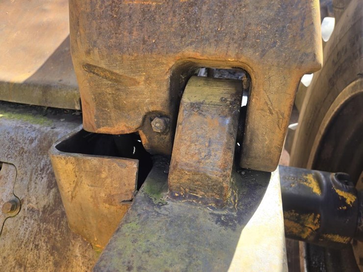 deere-648d-image-44