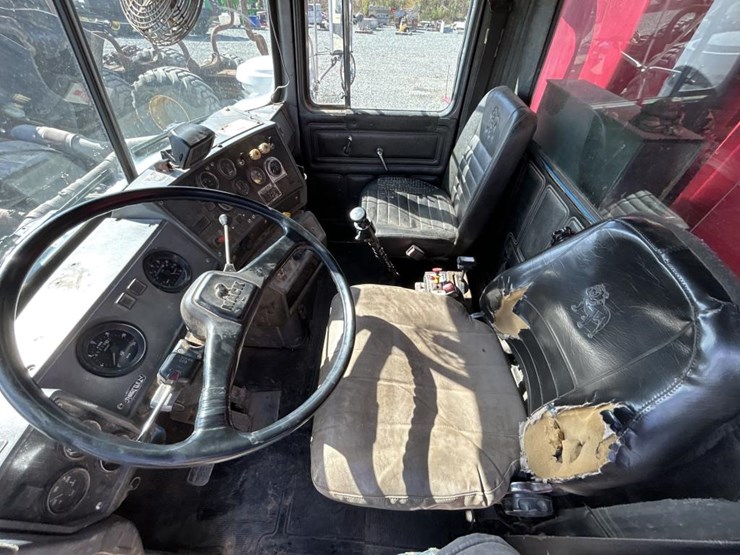 1995-mack-dm690s-image-79