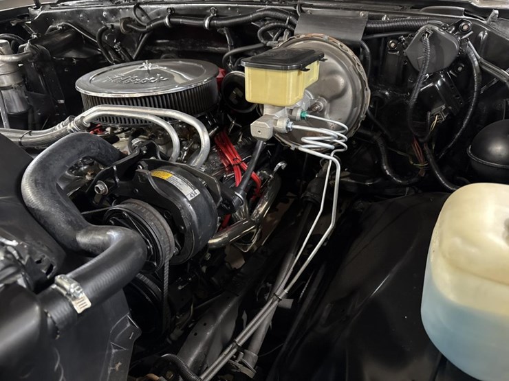1985-chevrolet-c10-image-26