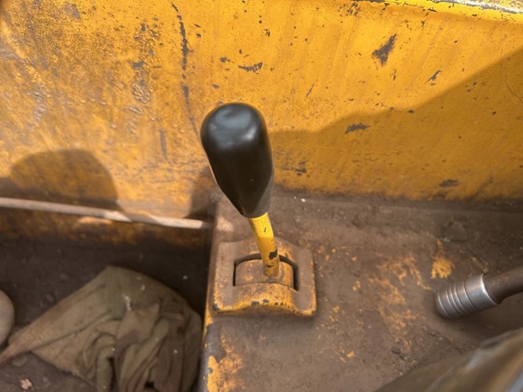 #1800-•-galion-2-stage-crane-truck-image-48