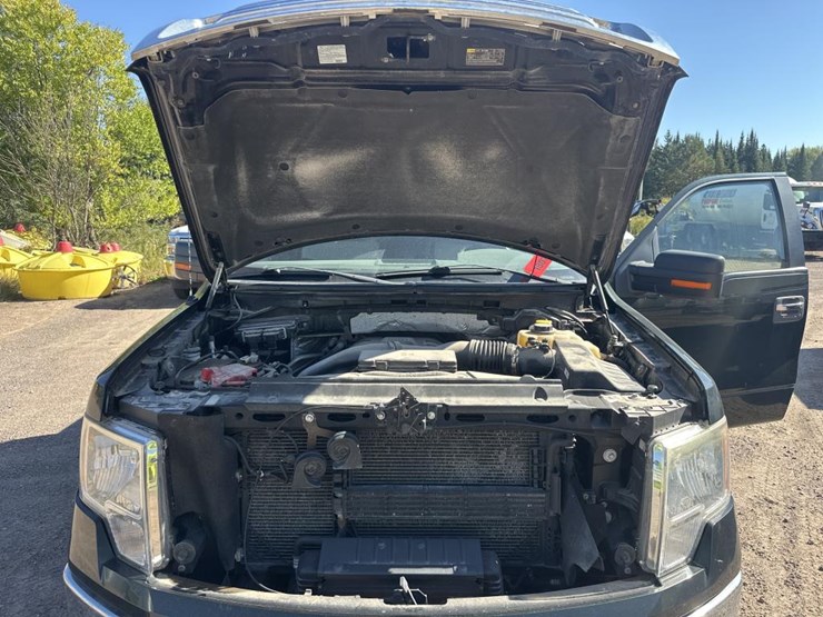 2013-ford-f150-xlt-image-39