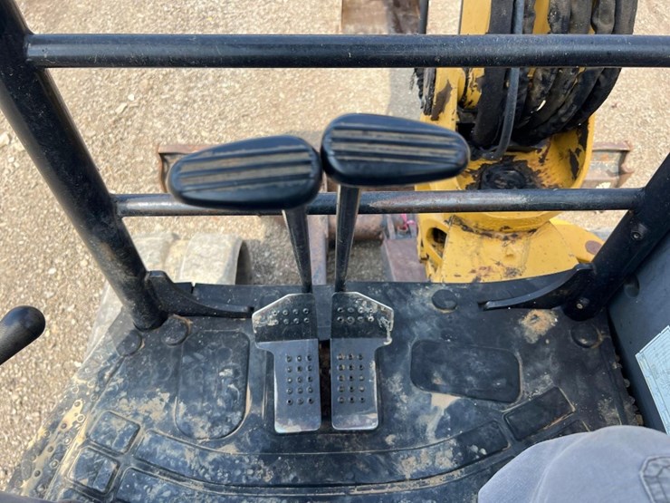 2014-caterpillar-305e-cr-image-35