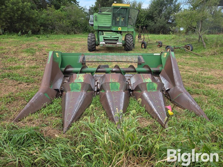 john-deere-444-image-2
