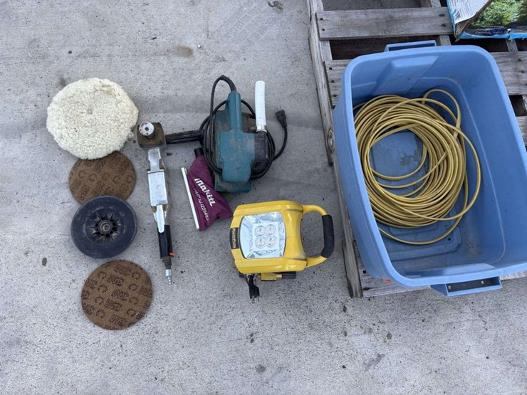 contents-of-tote:-led-shop-light;-makita-belt-sander,-air-angle-sander,-with-pads;-romex-wire-image-1