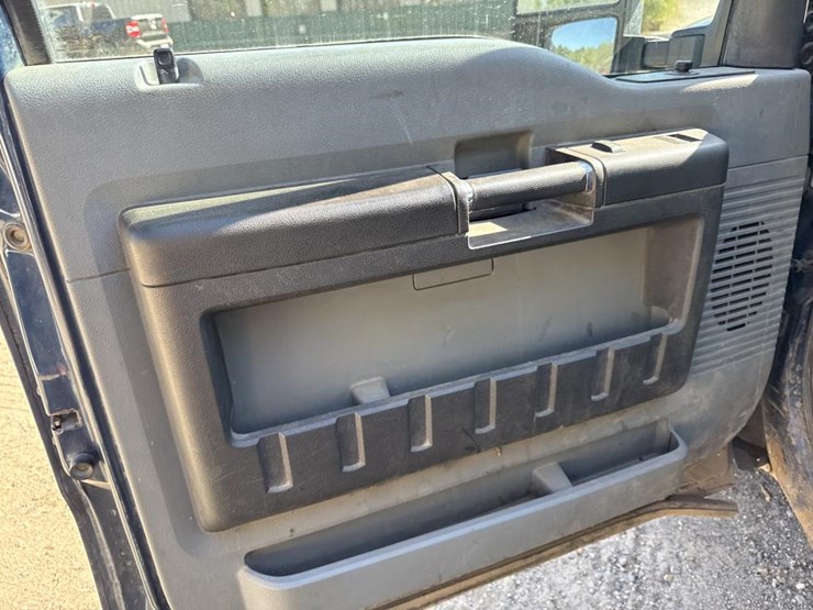 2014-ford-f250-image-27