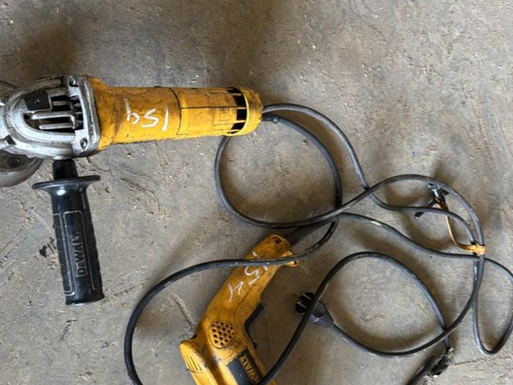 #154-•-dewalt-portable-electric-drill-and-grinder-image-3