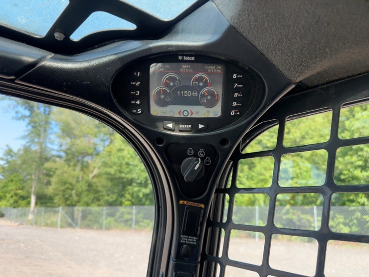 2019-bobcat-t590-image-21