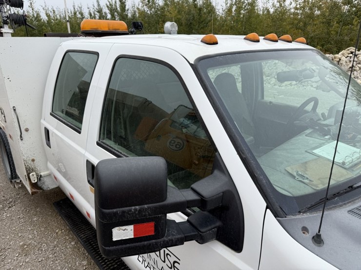 2008-ford-f550-image-29
