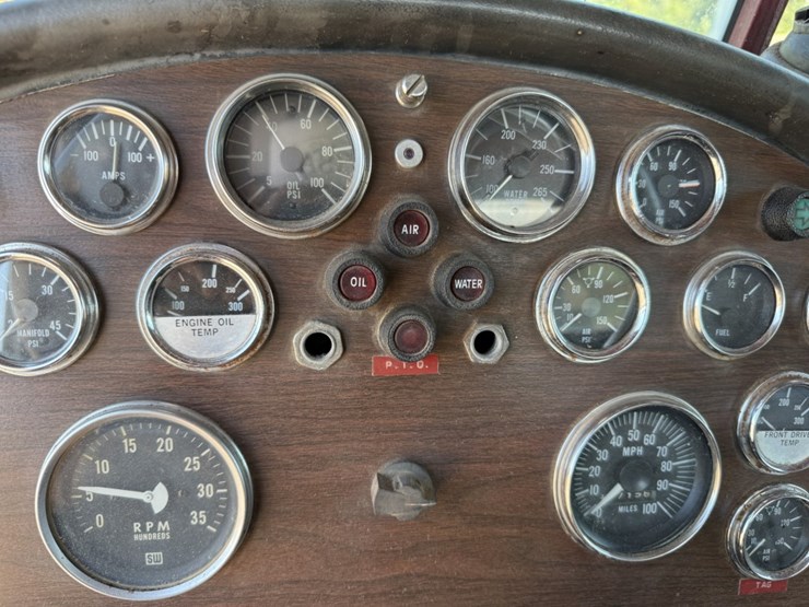 #1752-•-1979-peterbilt-day-cab-heavy-haul-image-53