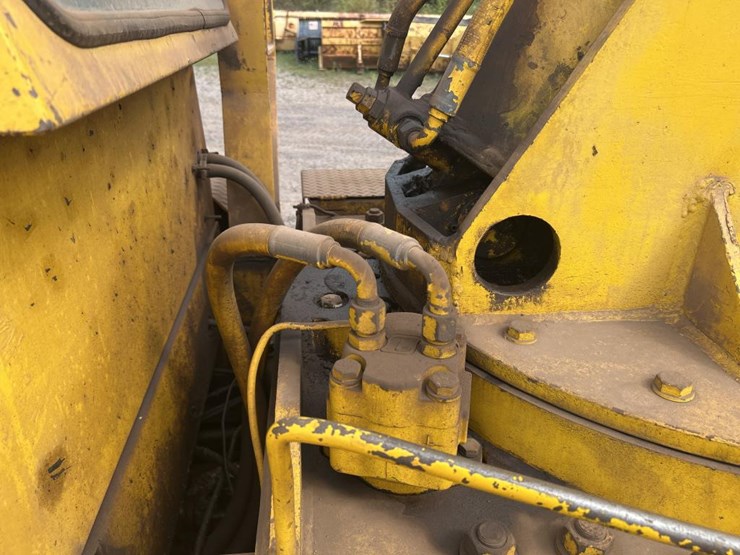 #1800-•-galion-2-stage-crane-truck-image-35