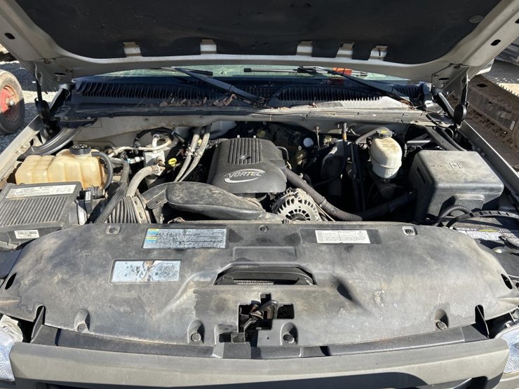 2005-gmc-2500-image-33