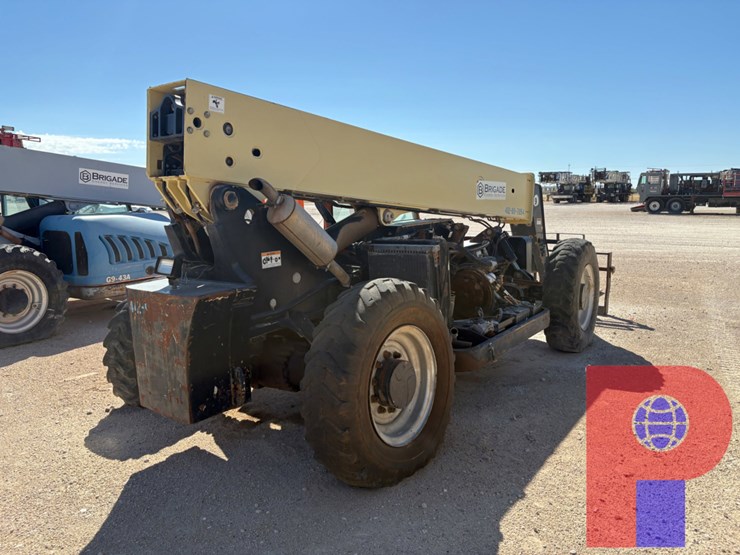 2006-jlg-g9-43a-image-4
