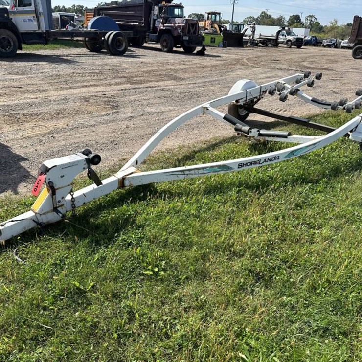 #1410 • Shorelander Boat Trailer